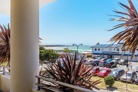 KINGSCLIFF OCEAN FRONT TERRACE 4 - Port Augusta Accommodation 1