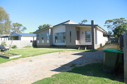 Koala Beach House - Port Augusta Accommodation 0