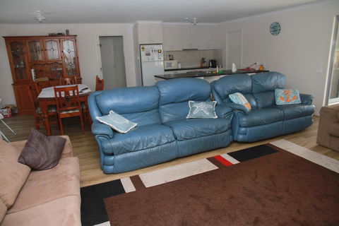 Koala Beach House - Port Augusta Accommodation 2