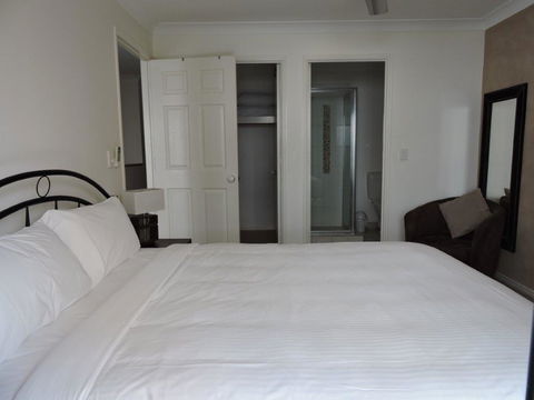 Koola Beach Apartments Bargara - Port Augusta Accommodation 3