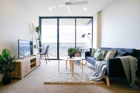 KOZYGURU BRISBANE CITY HIGHRISE 1BED APT SPIRE QBN550-2501 - Port Augusta Accommodation 0