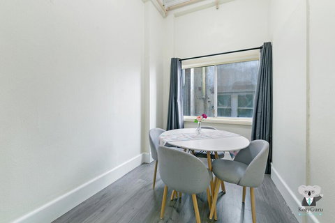 KOZYGURU Kings Cross SKY GARDEN Studio CBD - Port Augusta Accommodation 3