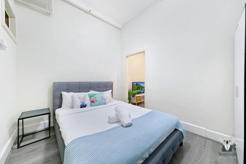 KOZYGURU Kings Cross SKY GARDEN Studio CBD - Port Augusta Accommodation 1