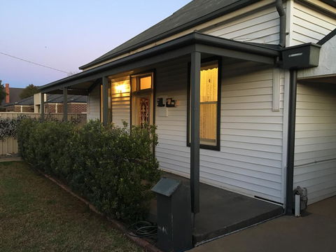 Ky Country Cottage - Port Augusta Accommodation 0