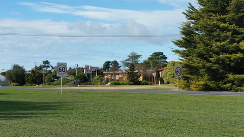 Lake Bolac Motel - Port Augusta Accommodation 0