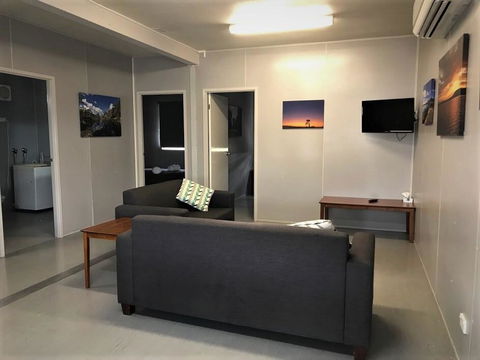 Lake Callide Retreat - Port Augusta Accommodation 1