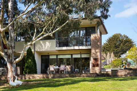 Lake Daylesford Lodge 6 - Port Augusta Accommodation 1