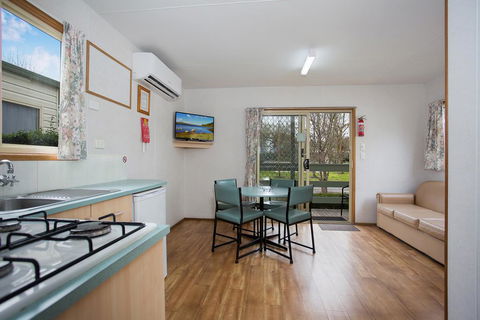 Lake Hamilton Motor Village And Caravan Park - Port Augusta Accommodation 1