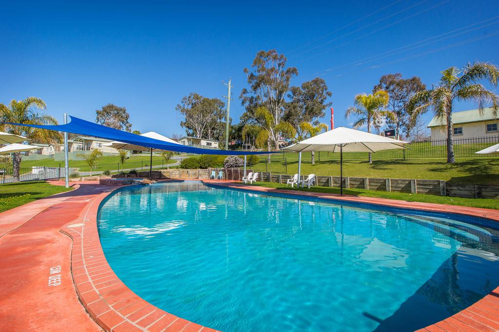 Lake Hume Village VIC Port Augusta Accommodation