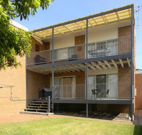 LIFE'S A BEACH - Port Augusta Accommodation