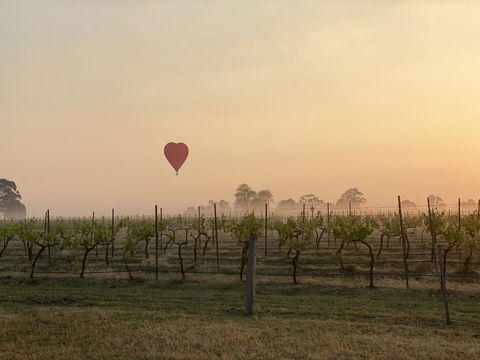 Lilies Luxury Retreats - Port Augusta Accommodation 1