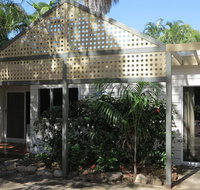 Loyang Apartments Unit 3 - Port Augusta Accommodation