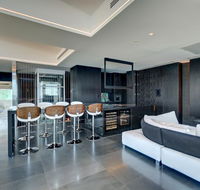 Luxe Haus - Port Augusta Accommodation