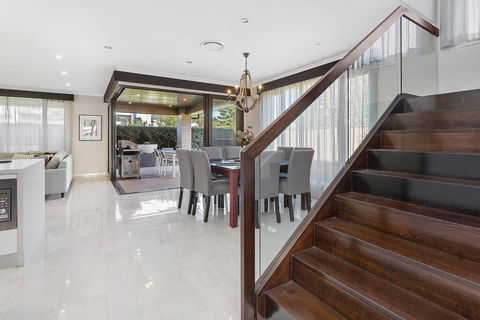 Luxury Brand New Home - Port Augusta Accommodation 2