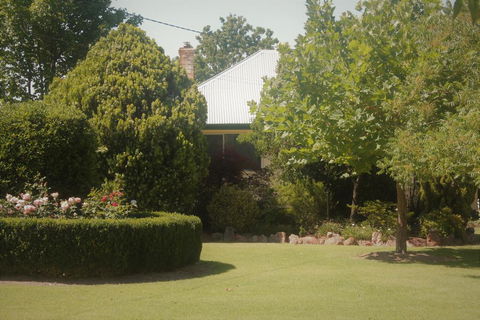 Lynrose Place - Port Augusta Accommodation 0