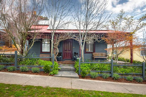 Maple Daylesford - Port Augusta Accommodation 1