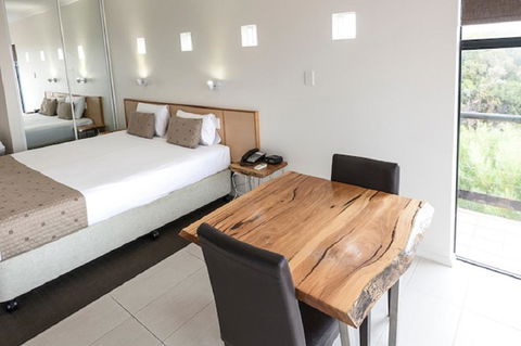 Margaret River Beach Apartments - Port Augusta Accommodation 1