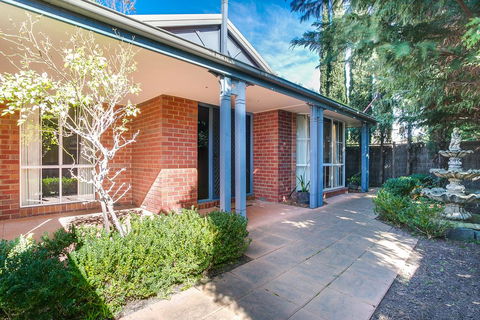 McCrae On The Beach - Right On The Magnificent Beach - Port Augusta Accommodation 0
