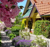 Megalong Manor - Port Augusta Accommodation