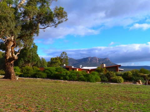 Meringa Springs - Port Augusta Accommodation 0