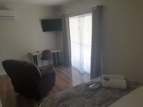 Merry Mary - Port Augusta Accommodation 1