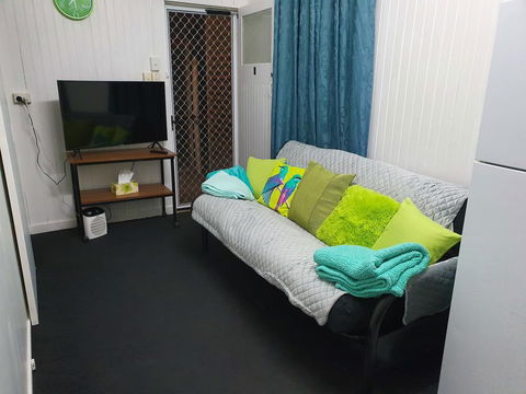 Meyenburg Units - Port Augusta Accommodation 0