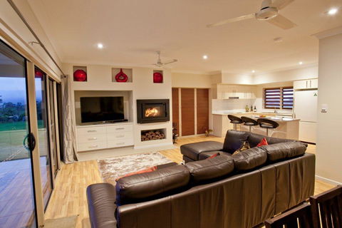 MilaViews - Port Augusta Accommodation 3