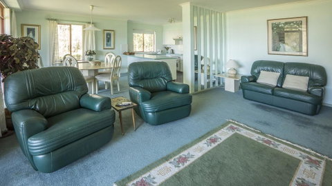Mitchell 5/1A Fathoms - Port Augusta Accommodation 1