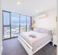 Modern Luxury 3 Bedroom Apartment with Sea Views - Port Augusta Accommodation