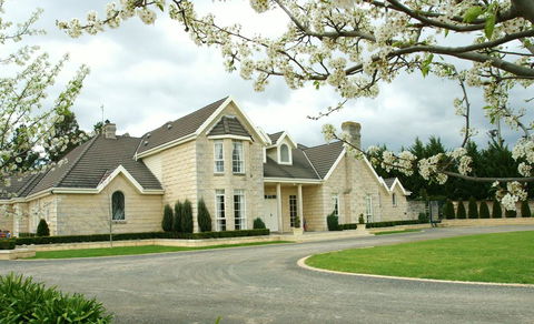 Montfort Manor - Port Augusta Accommodation 0