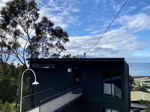 Months And Seasons - Momentary Escapes - Beach House - Port Augusta Accommodation 0