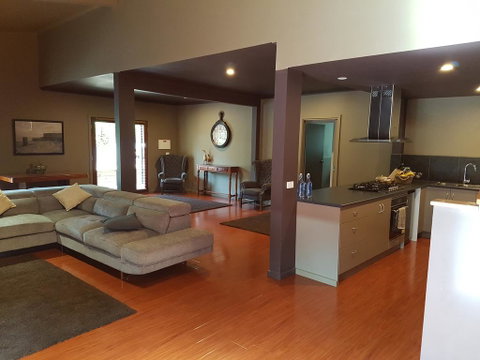 Montrose Barn House - Port Augusta Accommodation 2