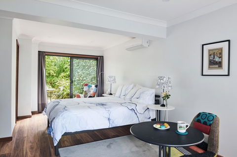 Mountain Sojourn - Port Augusta Accommodation 0