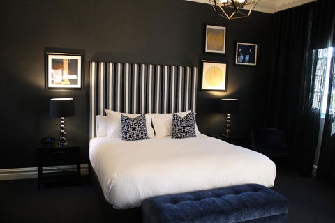 Mrs Banks Hotel - Port Augusta Accommodation 0