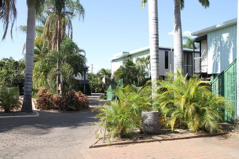 Mt Isa Irish Club Accommodation - Port Augusta Accommodation 2