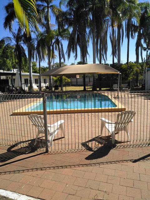 Mt Isa Irish Club Accommodation - Port Augusta Accommodation 3