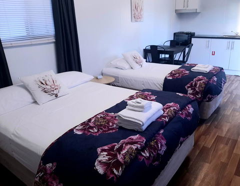 Mt Larcom Tourist Park - Port Augusta Accommodation 2