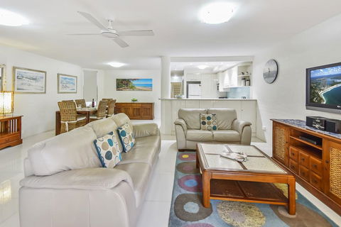 Naousa II - Port Augusta Accommodation 1