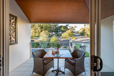 Prideau\'s Of Margaret River - Port Augusta Accommodation 22