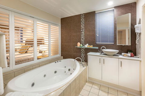 Prideau\'s Of Margaret River - Port Augusta Accommodation 14