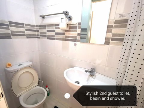 Cosy Easy Access Home Near Perth CBD And Fremantle - Port Augusta Accommodation 3