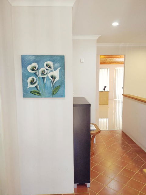 Cosy Easy Access Home Near Perth CBD And Fremantle - Port Augusta Accommodation 0