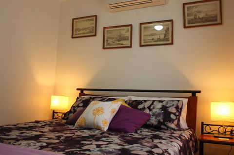 Jacaranda Hideaway Bed & Breakfast - Port Augusta Accommodation 8