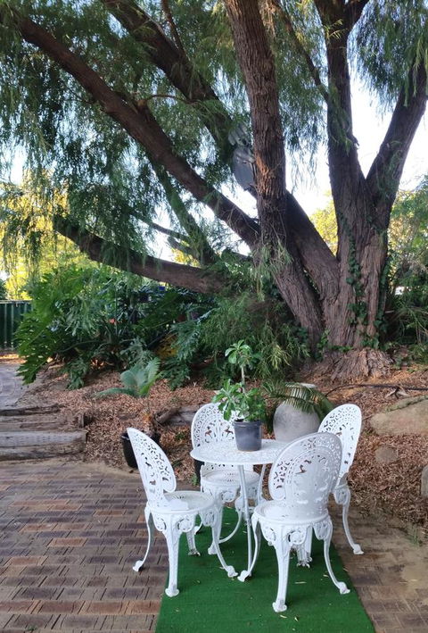 Jacaranda Hideaway Bed & Breakfast - Port Augusta Accommodation 15