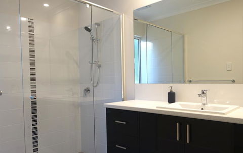 The Villa Dunsborough - Port Augusta Accommodation 13