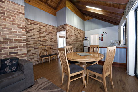 Margaret River Hideaway & Farmstay - Port Augusta Accommodation 13