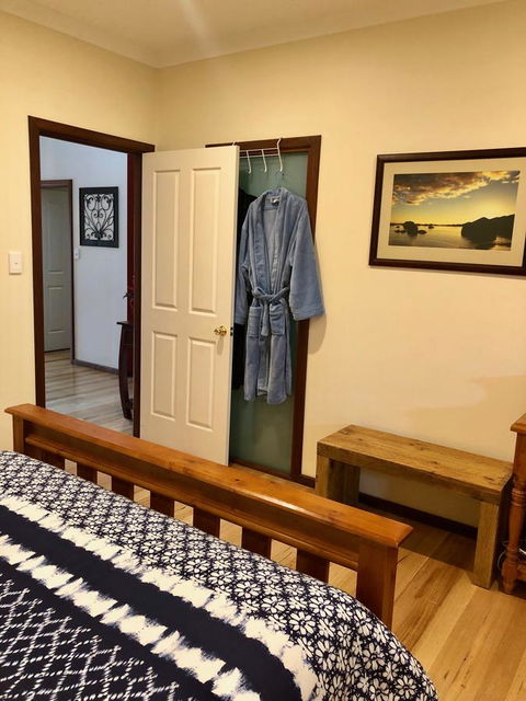 Denmark Reflections - Port Augusta Accommodation 4