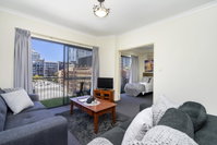 Oversized Eastend sleeps 6 Free PARKINGPOOL WIFI