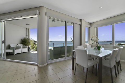 Luxury Suite Bunbury - Port Augusta Accommodation 7