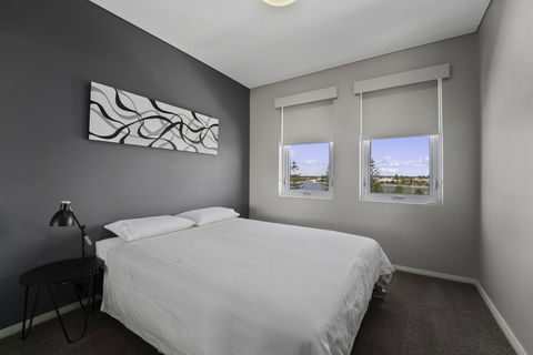 Luxury Suite Bunbury - Port Augusta Accommodation 12